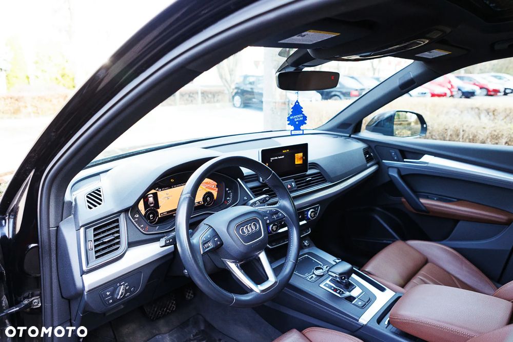 Audi Q5 55 TFSIe quattro S tronic S line - 23