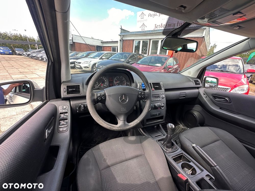Mercedes-Benz Klasa A 160 BlueEFFICIENCY Elegance - 15