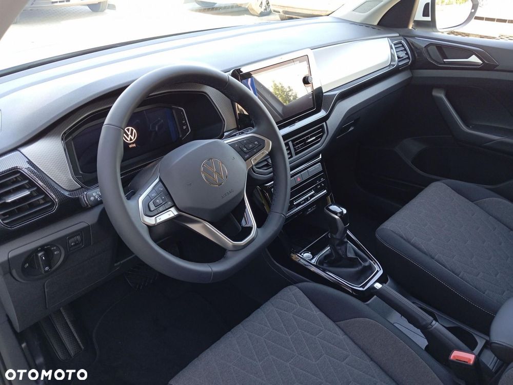 Volkswagen T-Cross - 18