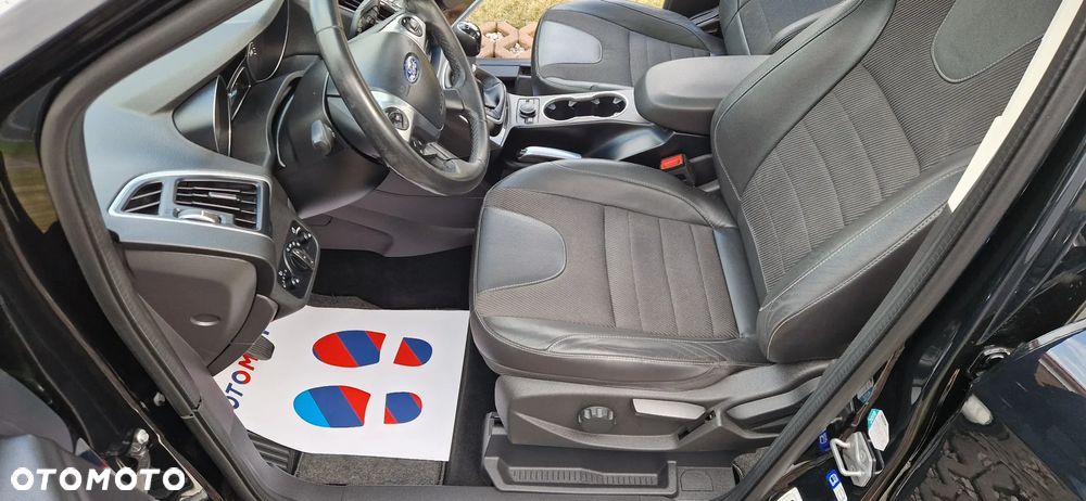 Ford Kuga 2.0 TDCi 4WD Titanium - 16