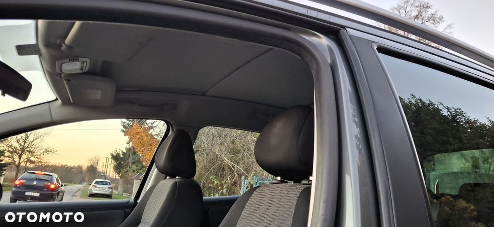 Peugeot 207 1.6 Trendy - 17