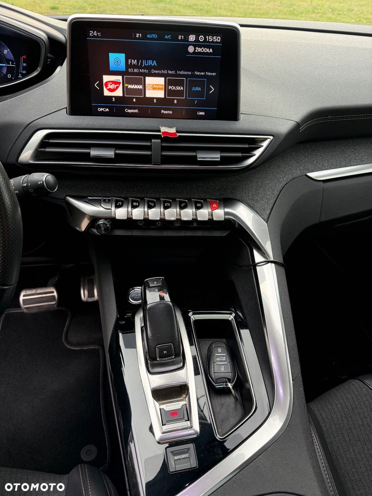 Peugeot 3008 - 18