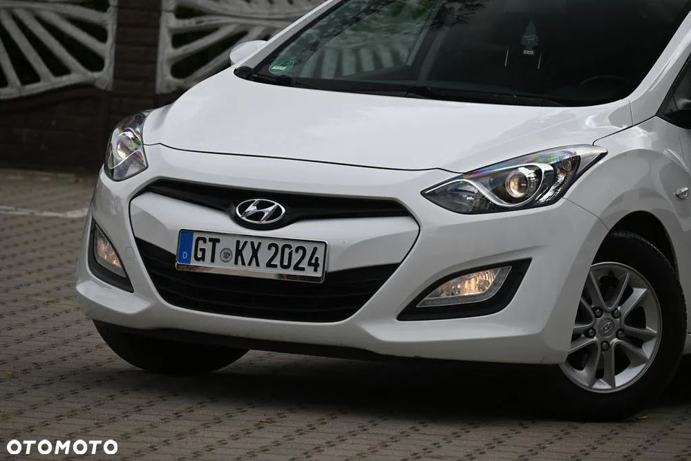Hyundai i30 i30cw 1.4 Style - 6