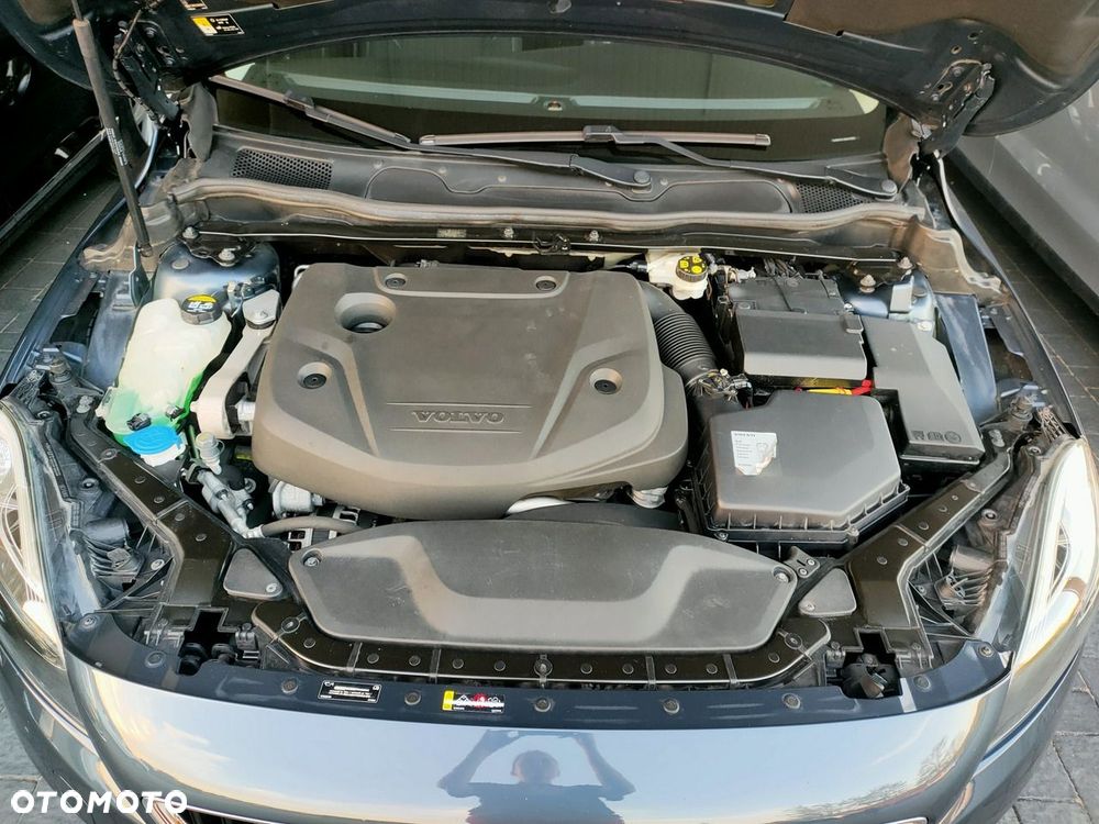 Volvo V40 D2 Drive-E SCR Momentum - 33