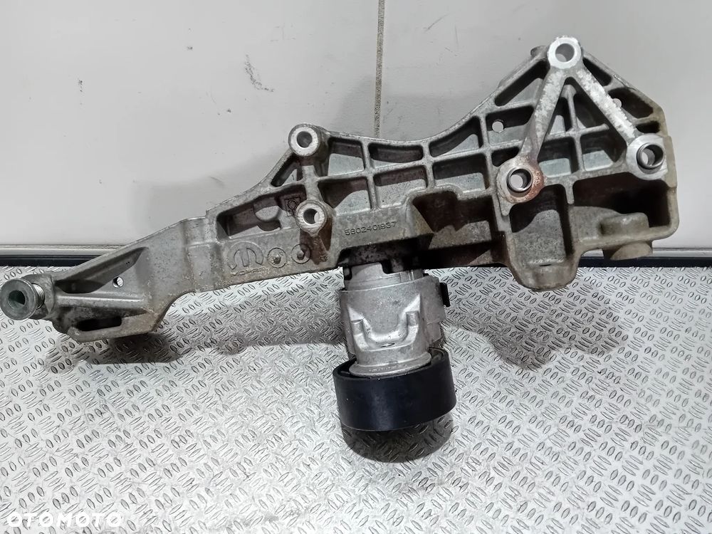 łapa wspornik silnika alternatora Fiat Ducato III 5802401937 - 4