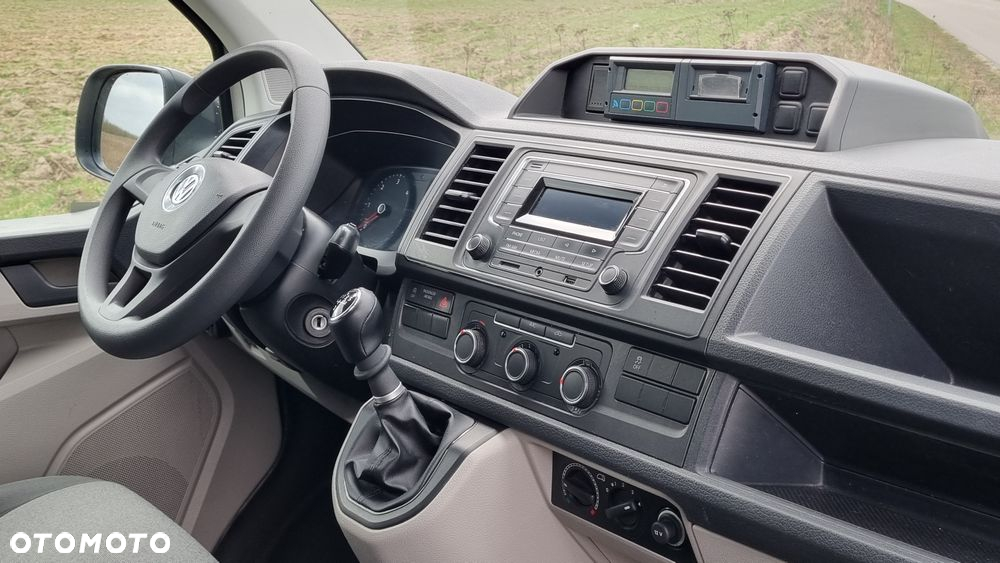 Volkswagen T6 - 11