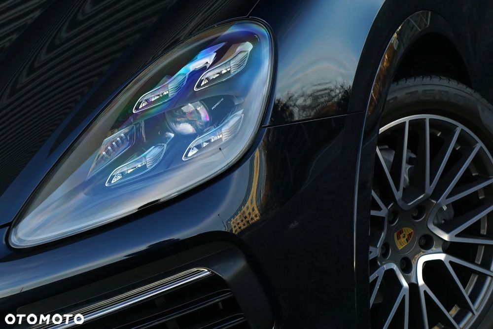 Porsche Cayenne Standard - 4