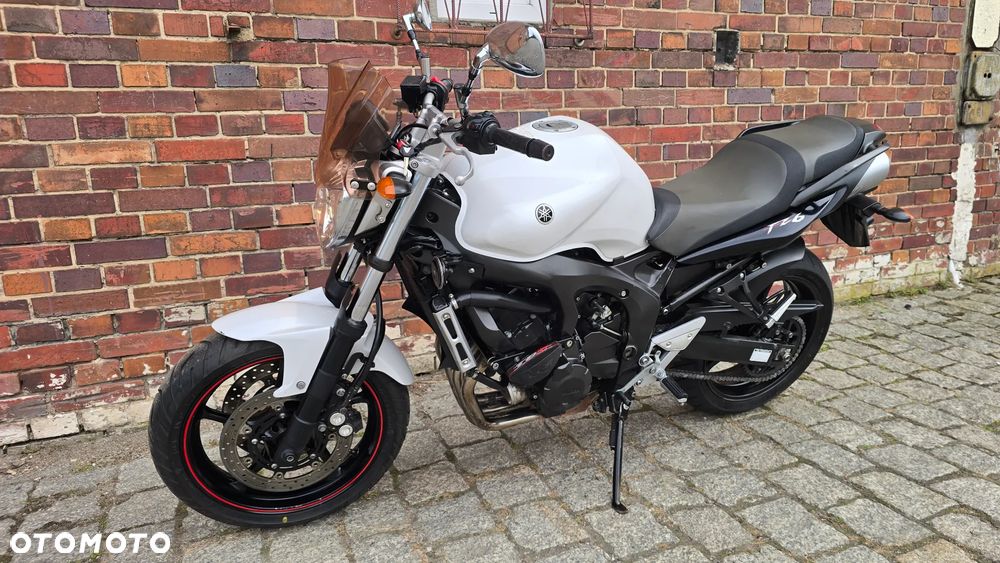 Yamaha FZ6 - 2
