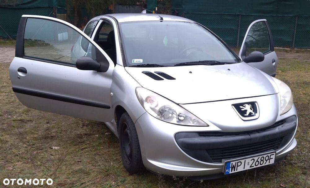 Peugeot 206 - 1