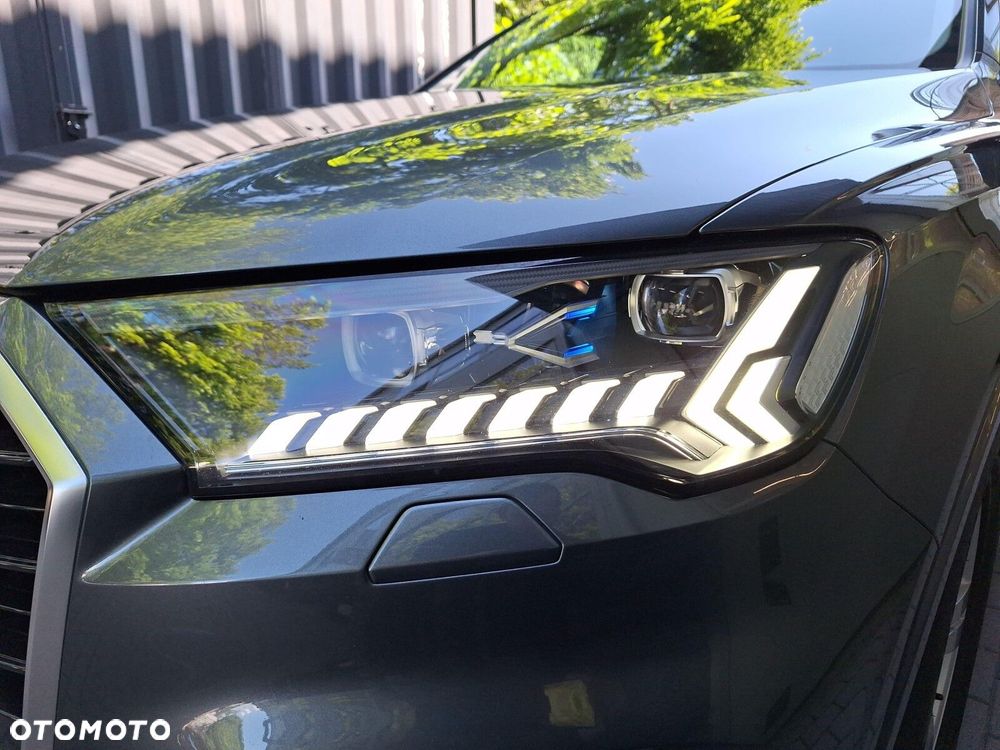 Audi Q7 - 40