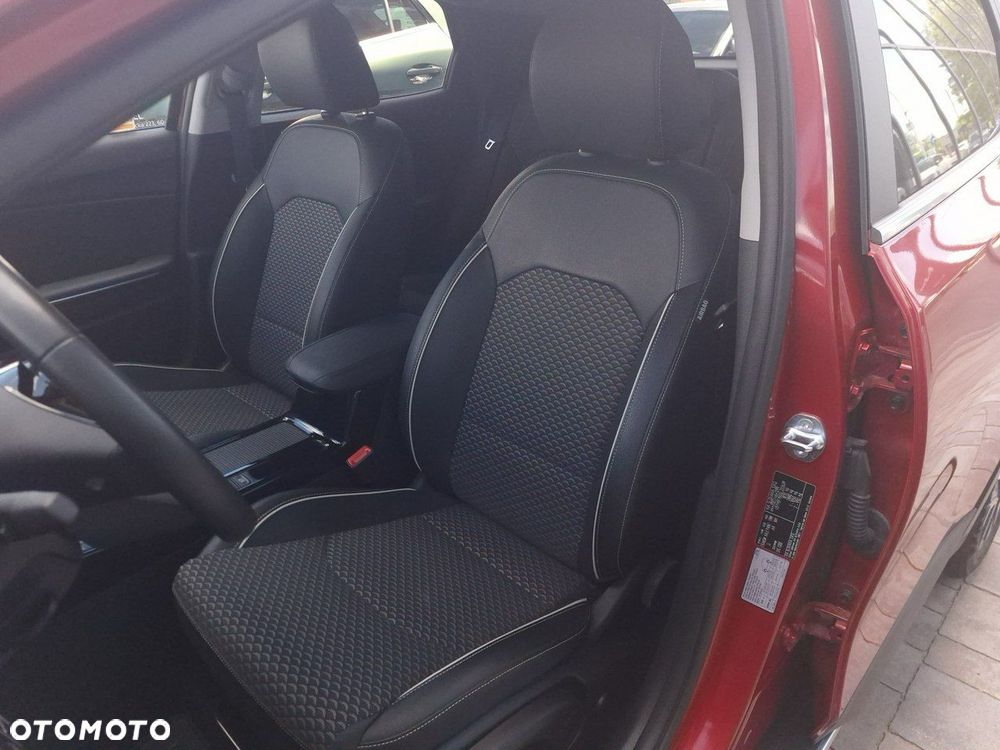 Kia XCeed 1.5 T-GDI Business Line DCT - 11