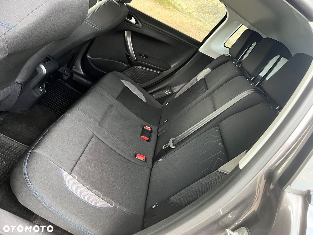 Peugeot 2008 - 15