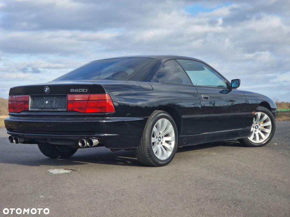 BMW Seria 8 - 7