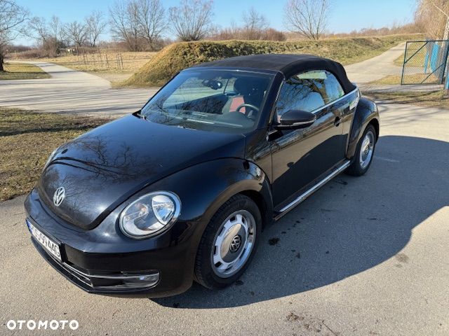 Volkswagen Beetle 1.6 TDI DPF Blue Motion Technologie Design - 4