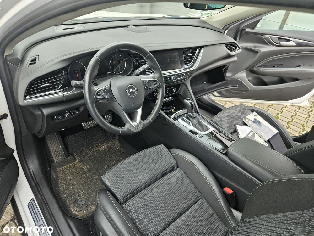 Opel Insignia - 4