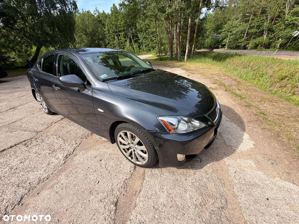 Lexus IS 250 - 23