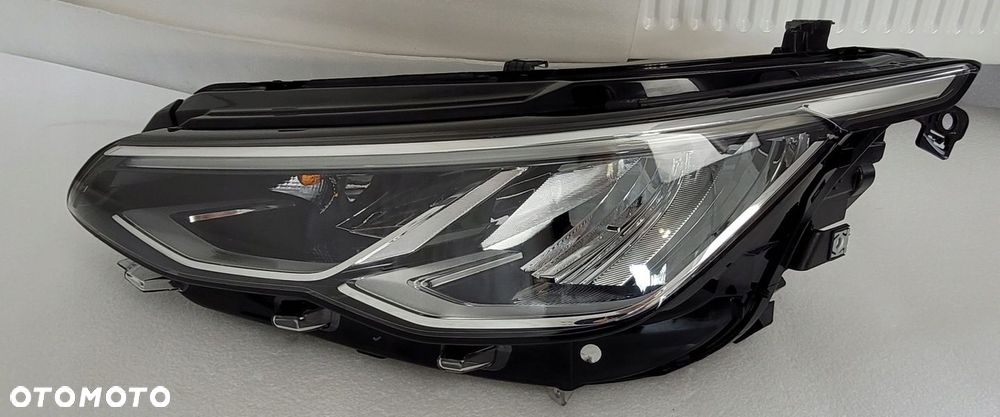 LAMPA LEWA PRZÓD LED VW GOLF VIII 5H1 2019- 5H1941005B - 1