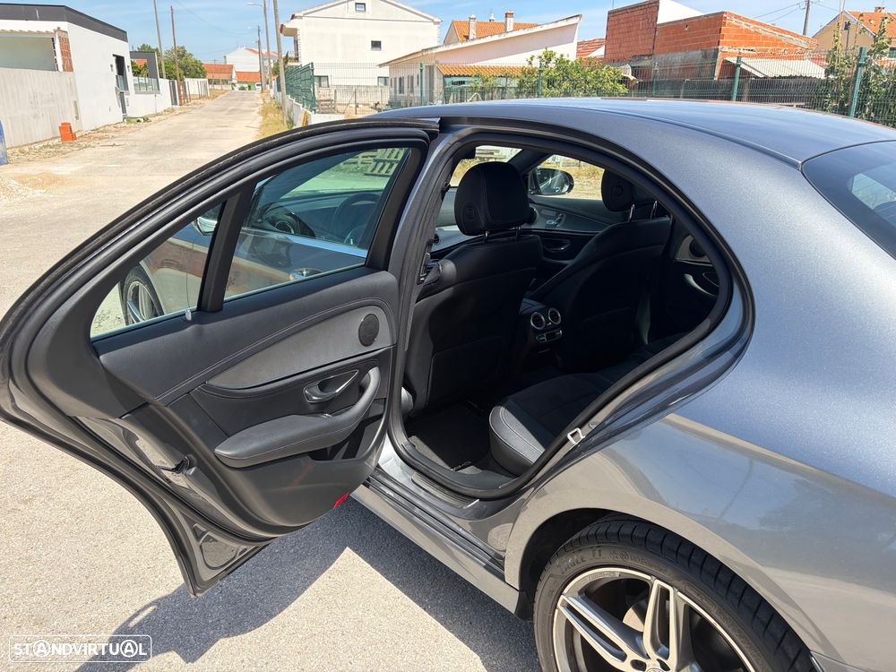 Mercedes-Benz E 220 d AMG Line - 20