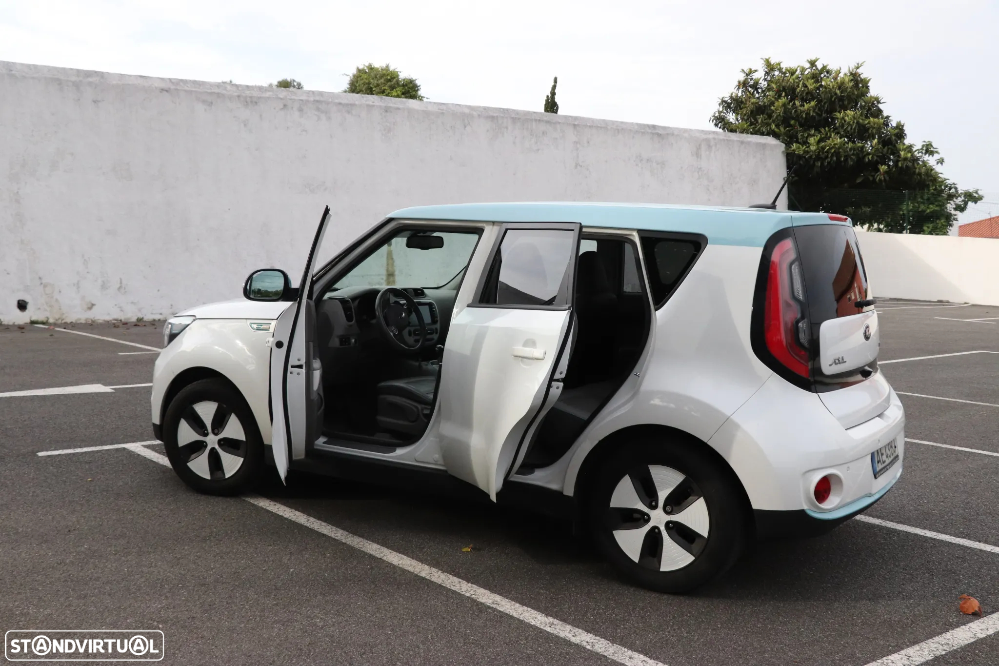 Kia e-Soul EV Play - 8