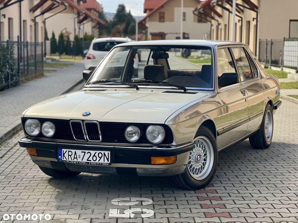 BMW Seria 5 525 e - 1