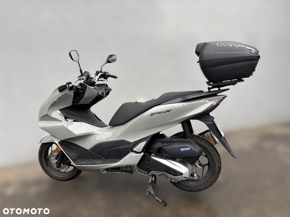 Honda PCX - 4