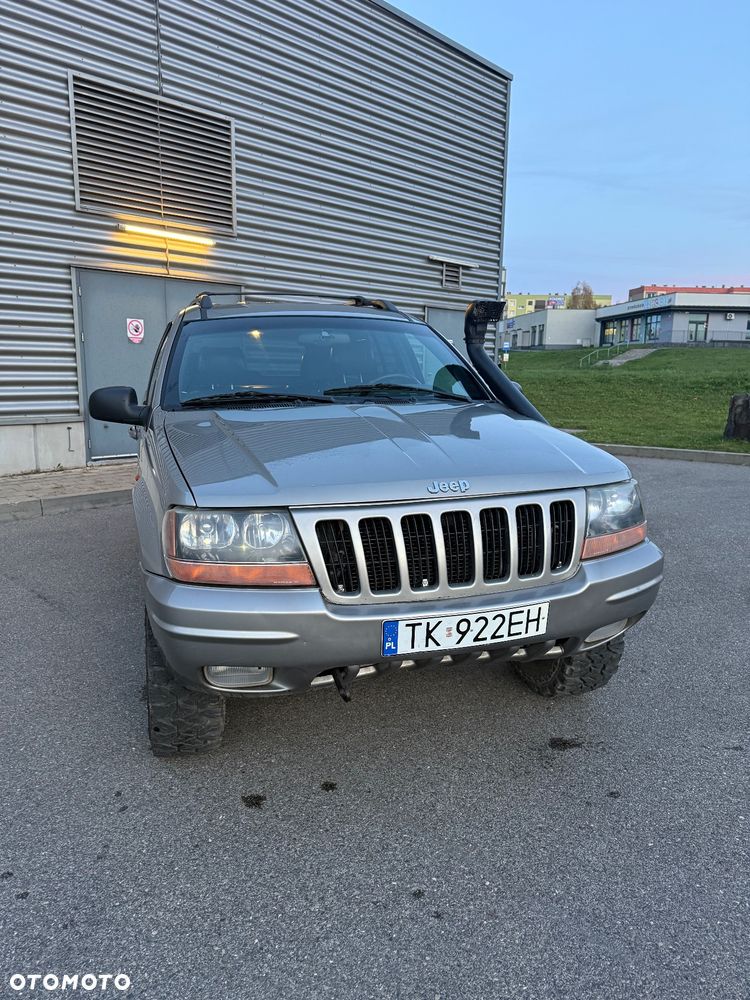 Jeep Grand Cherokee - 20