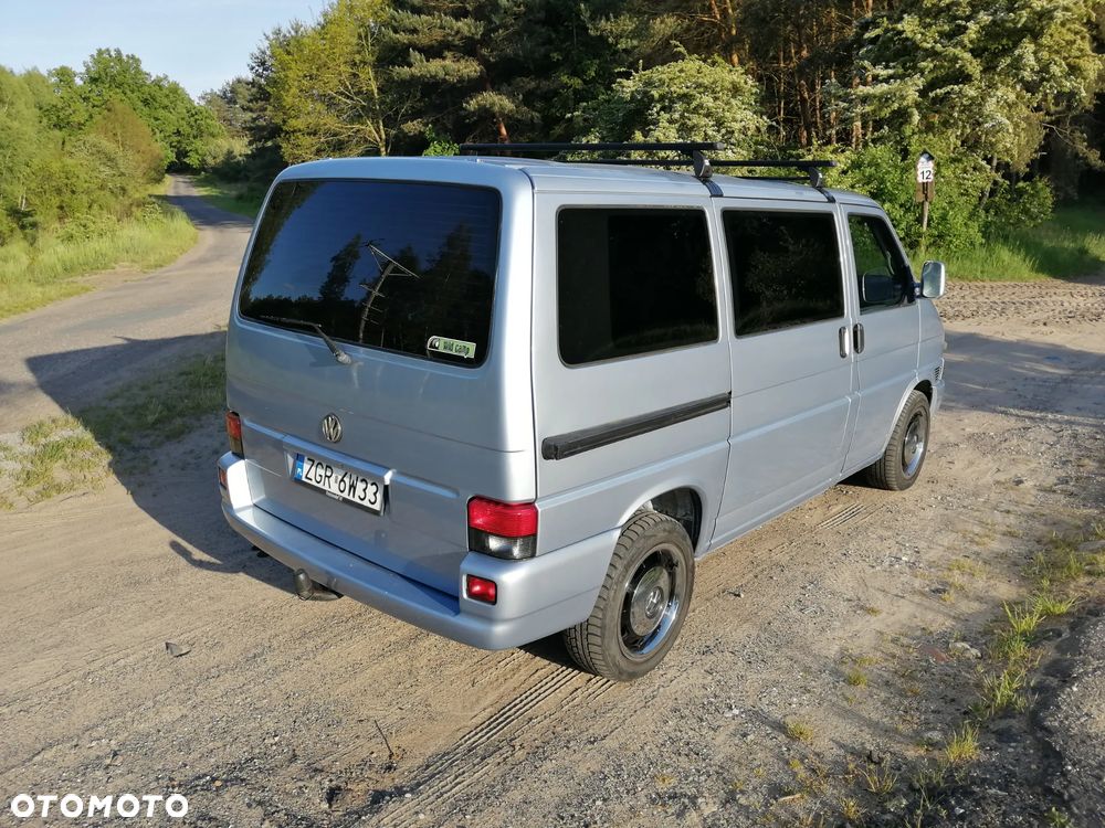 Volkswagen Multivan Standard - 9