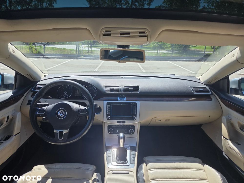 Volkswagen Passat CC - 8