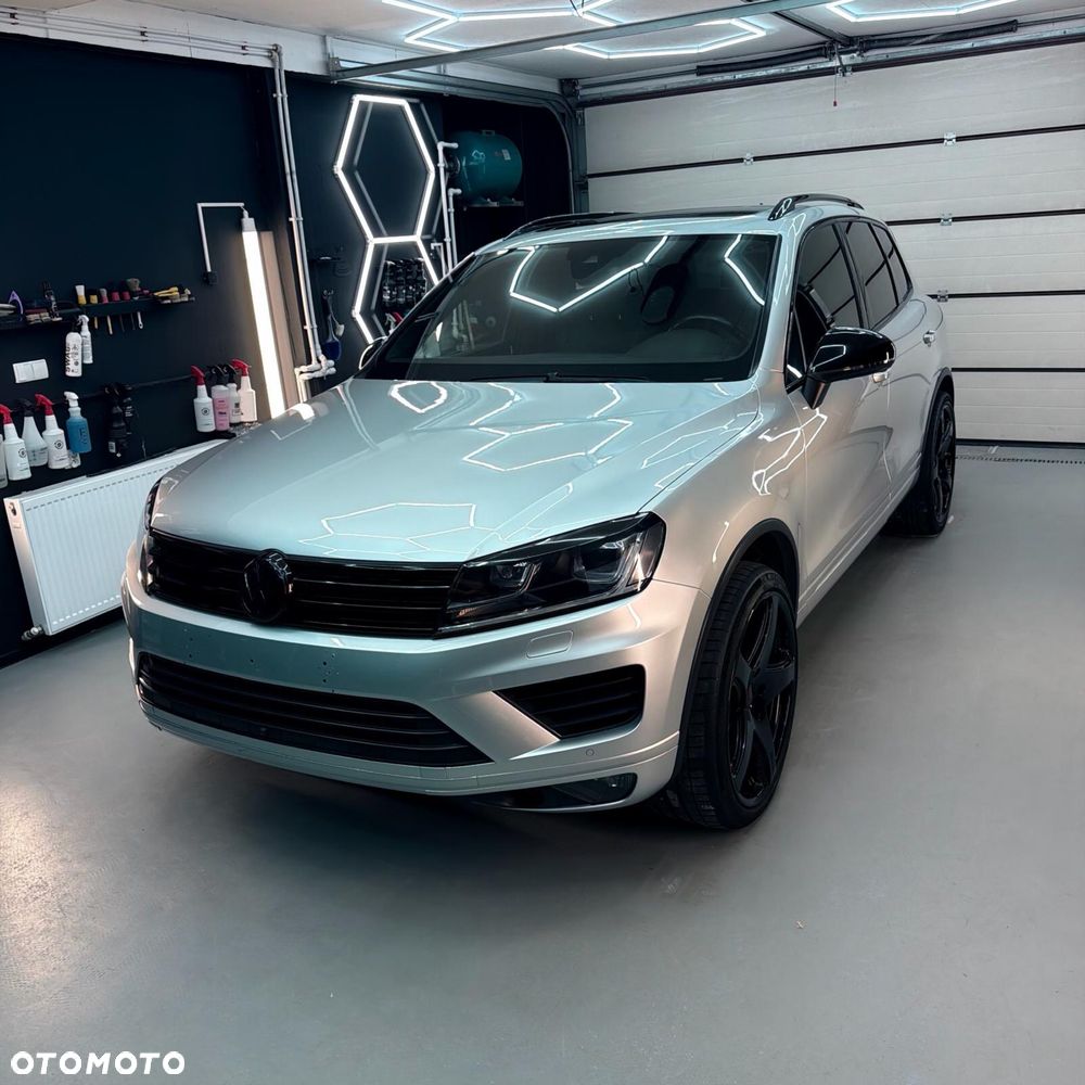 Volkswagen Touareg - 2