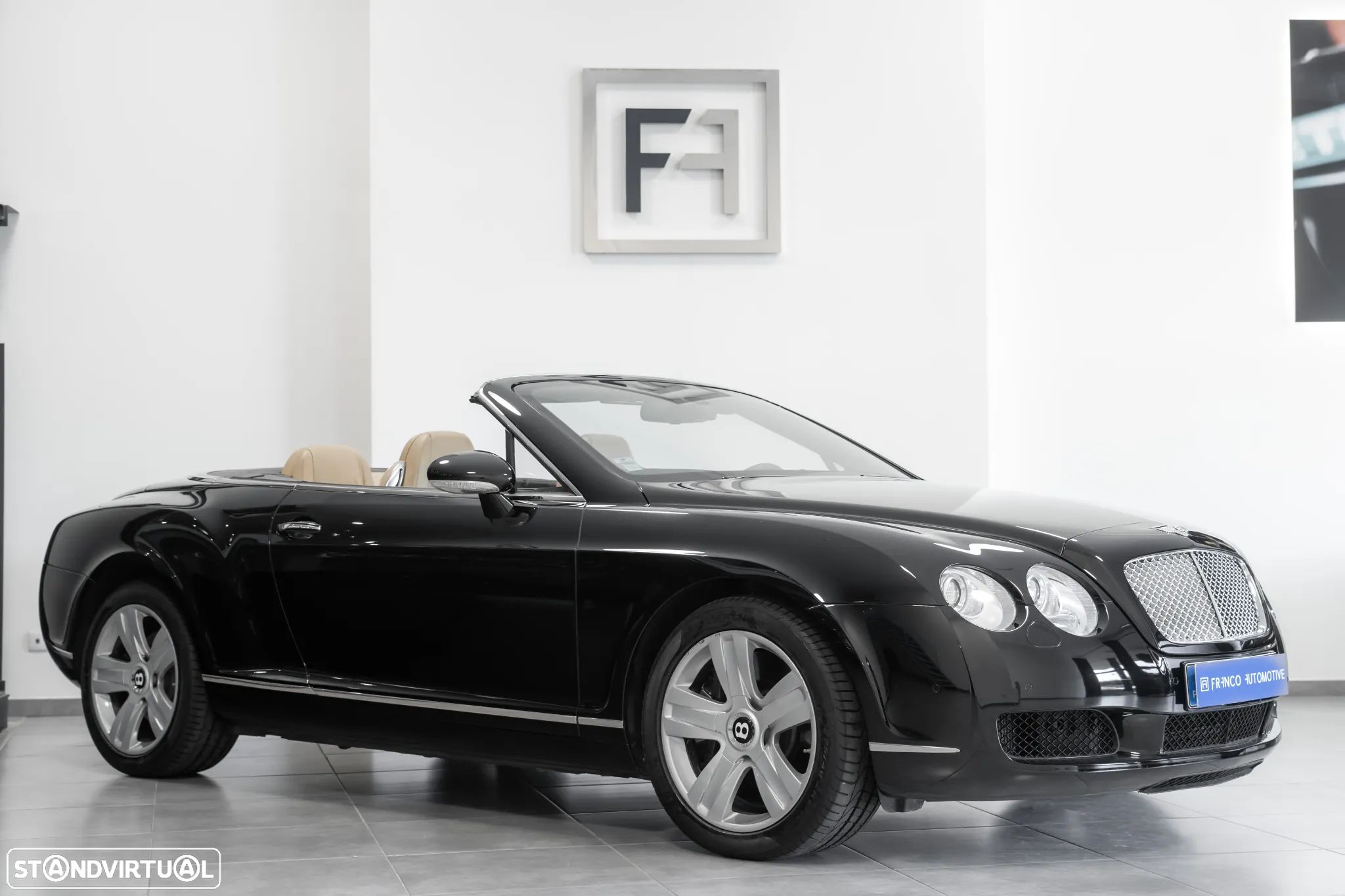 Bentley Continental GTC - 1