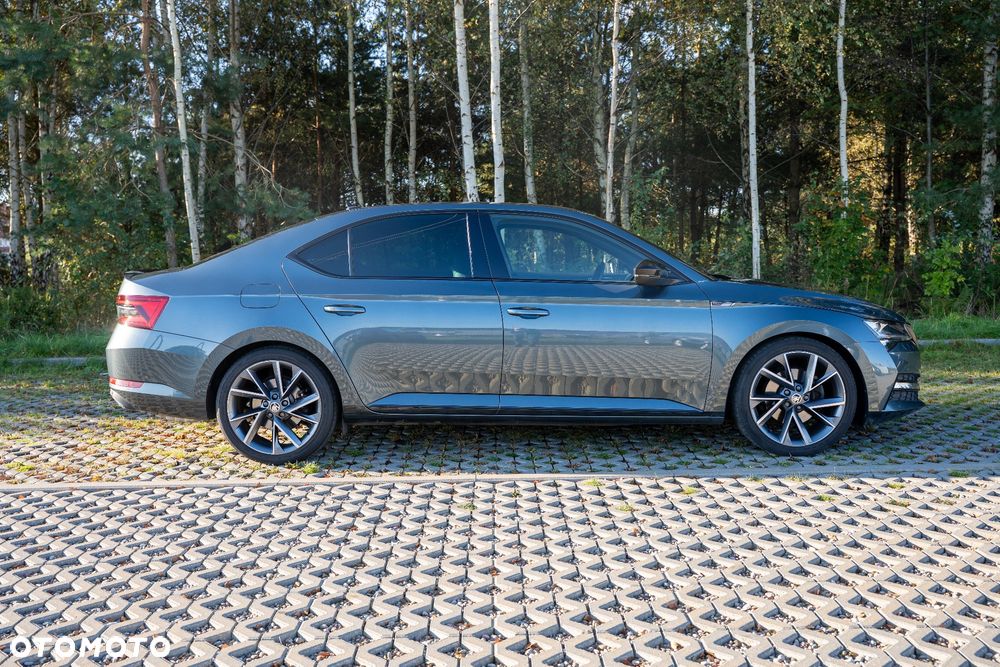 Skoda Superb 2.0 TSI Sportline DSG - 4