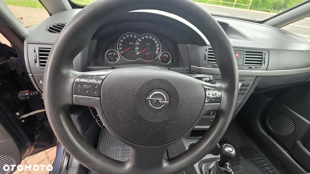 Opel Meriva 1.6 16V Cosmo - 25