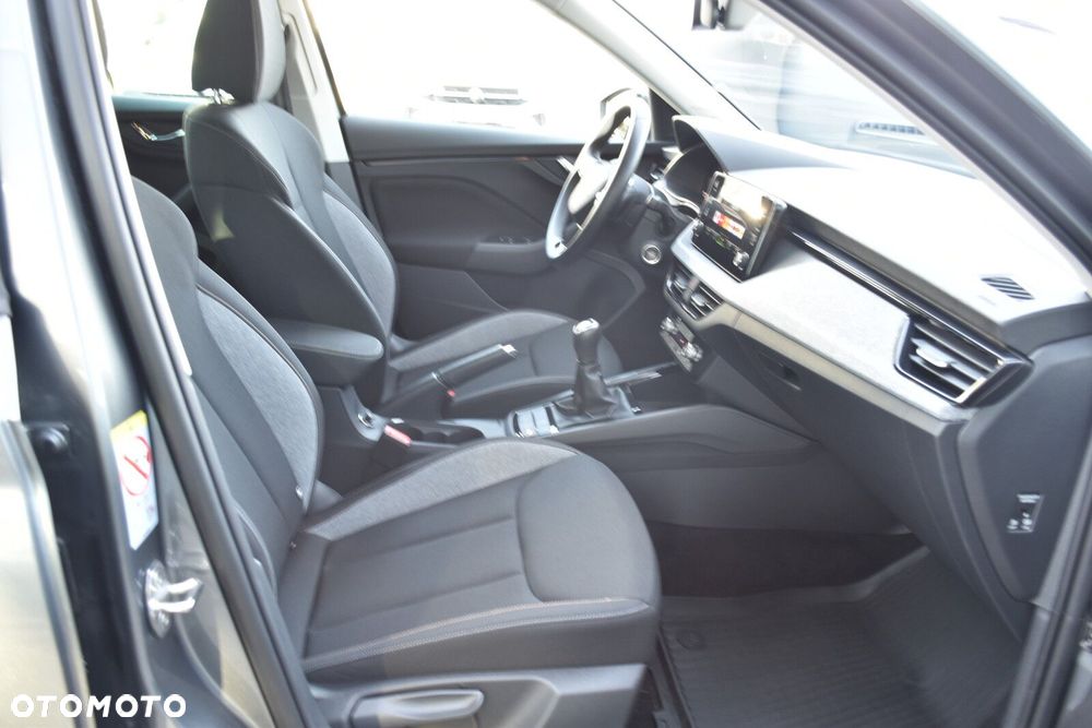 Skoda Kamiq 1.0 TSI Selection - 32