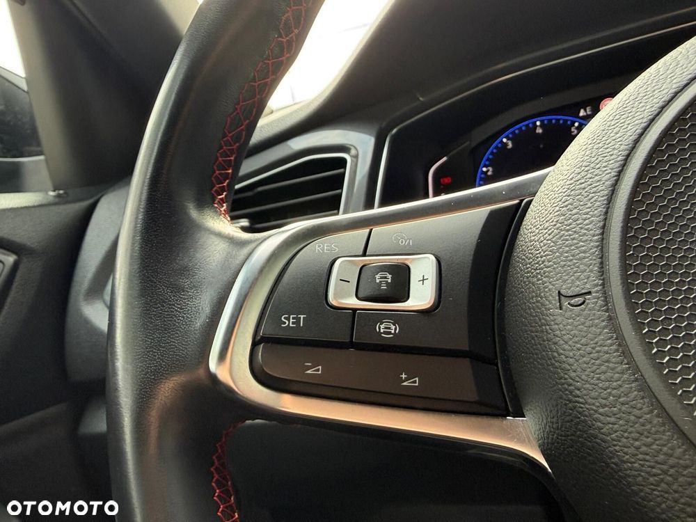 Volkswagen T-Roc 1.5 TSI GPF ACT Premium DSG - 18