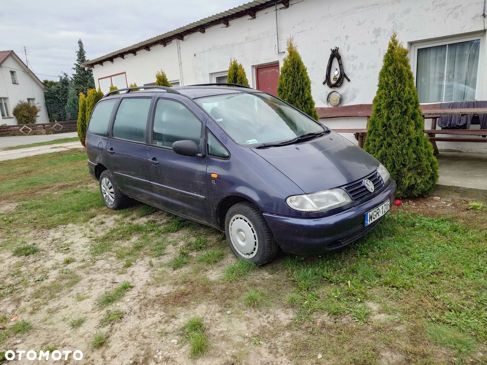 Volkswagen Sharan 1.9 TDI GL - 1