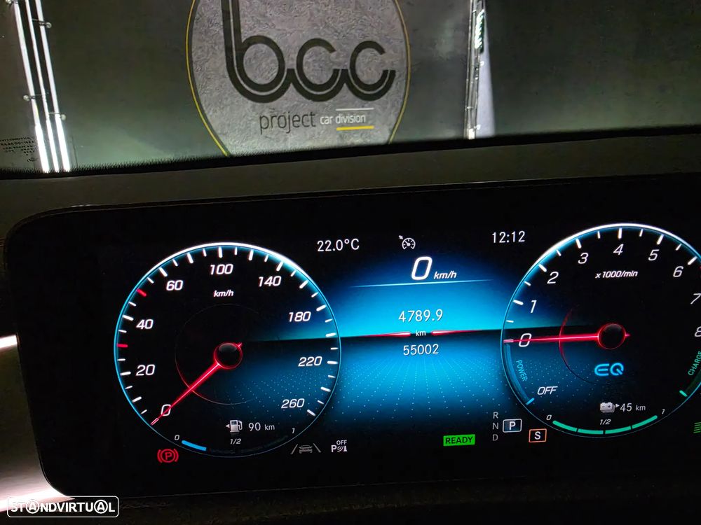 Mercedes-Benz CLA 250 e Shooting Brake AMG Line - 22