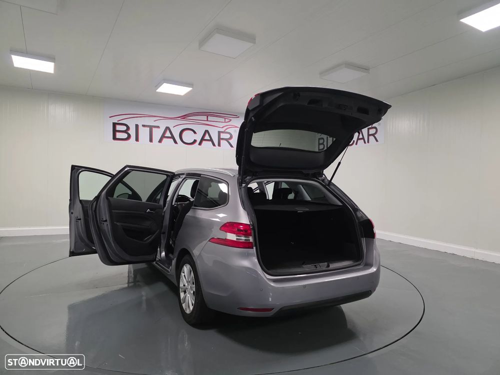 Peugeot 308 SW 1.5 BlueHDi Style - 33