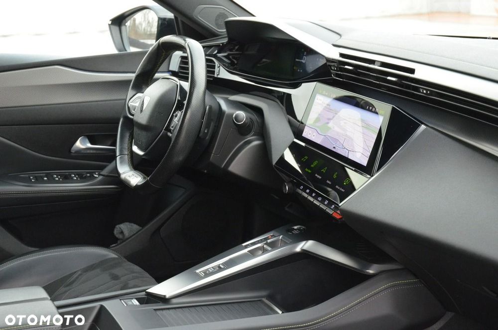 Peugeot 308 BlueHDi 130 EAT8 GT - 28