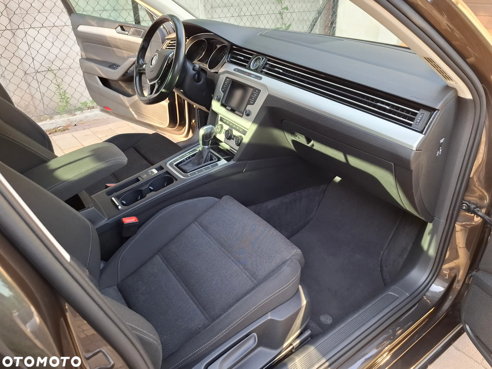 Volkswagen Passat 2.0 TDI BMT Comfortline DSG - 8
