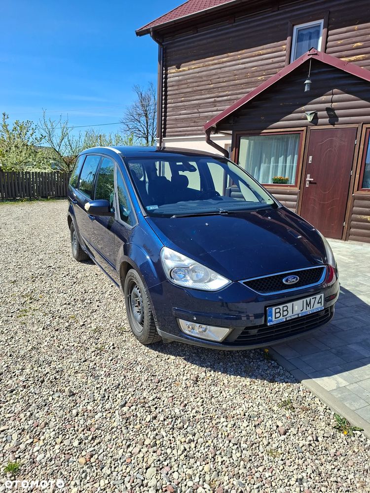 Ford Galaxy - 3