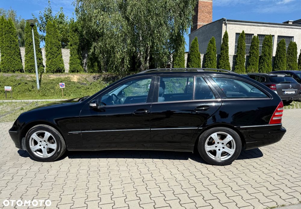 Mercedes-Benz Klasa C 180 T Kompressor Avantgarde - 5