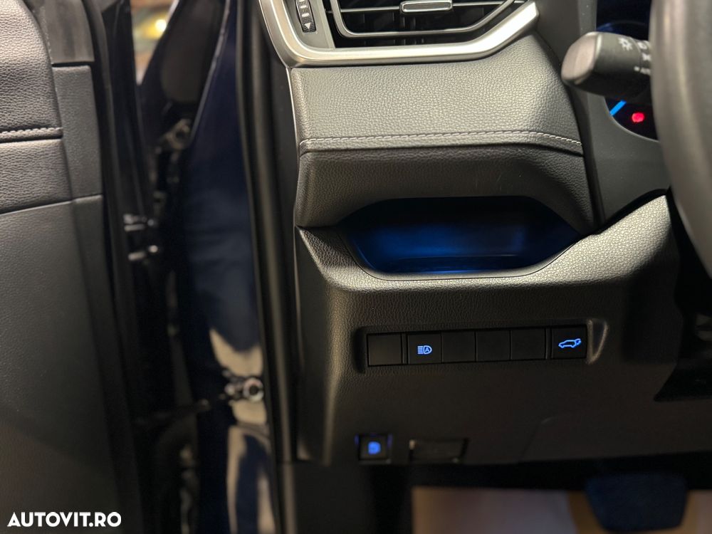 Toyota RAV4 2.5 4x4 Team Deutschland - 28