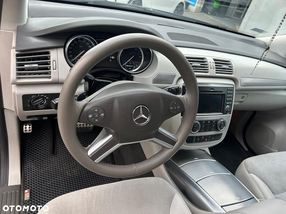 Mercedes-Benz Klasa R - 6