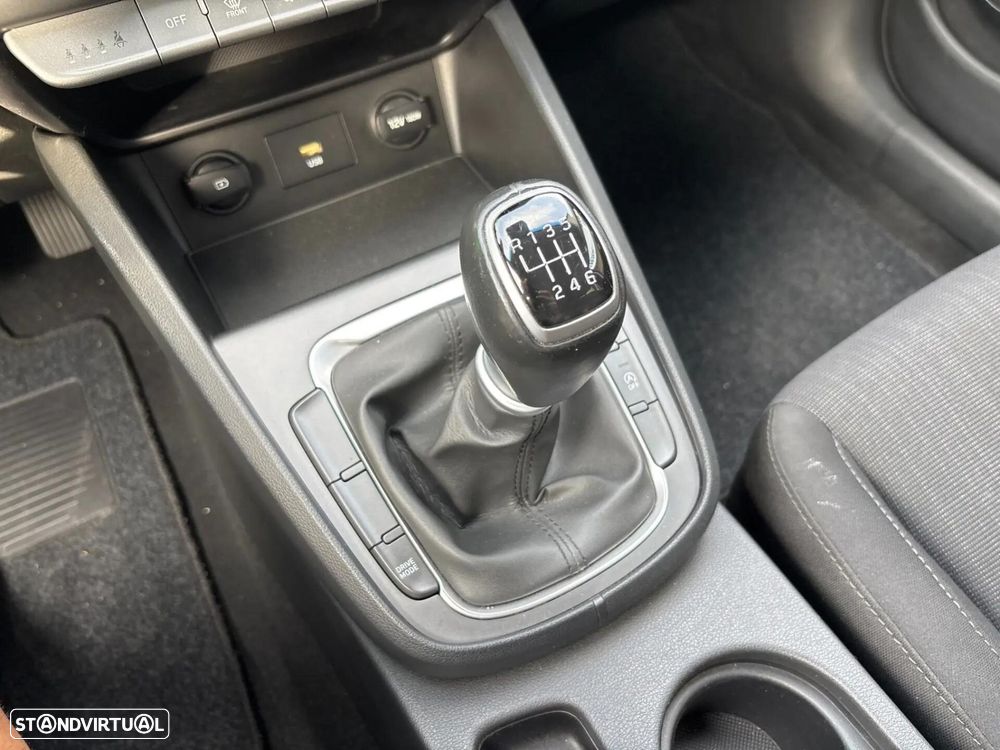 Hyundai Kauai - 17