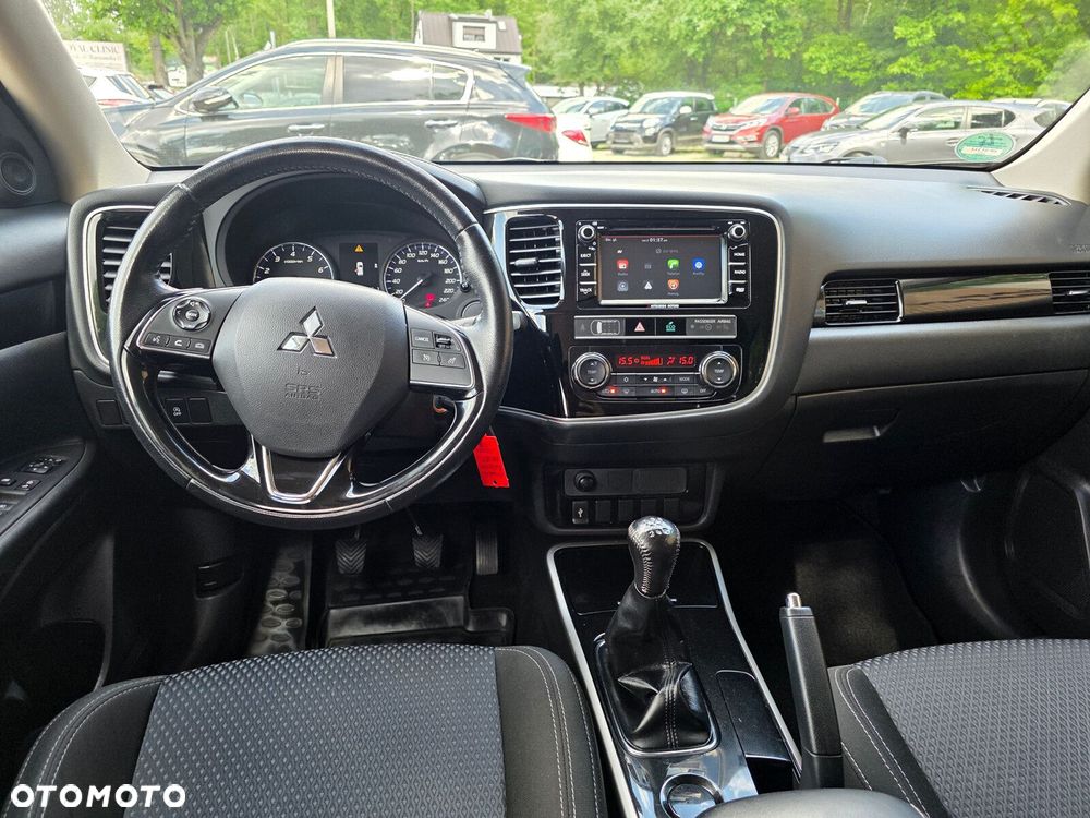 Mitsubishi Outlander - 7