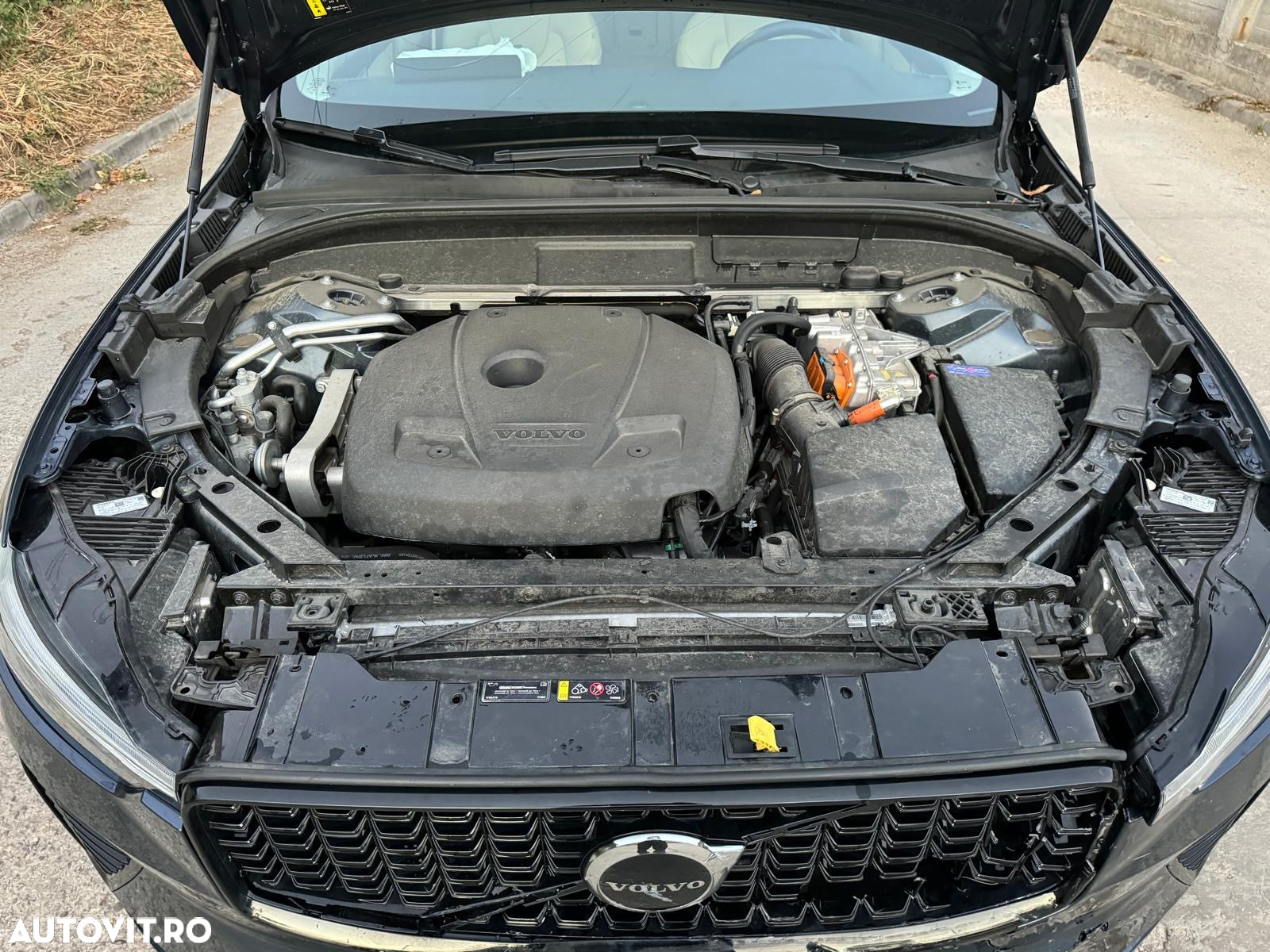 Volvo XC 60 Recharge T6 Twin Engine eAWD Inscription Expression - 18