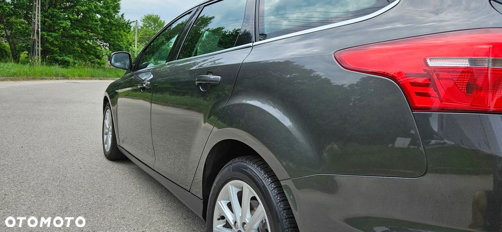 Ford Focus 1.0 EcoBoost Titanium - 11