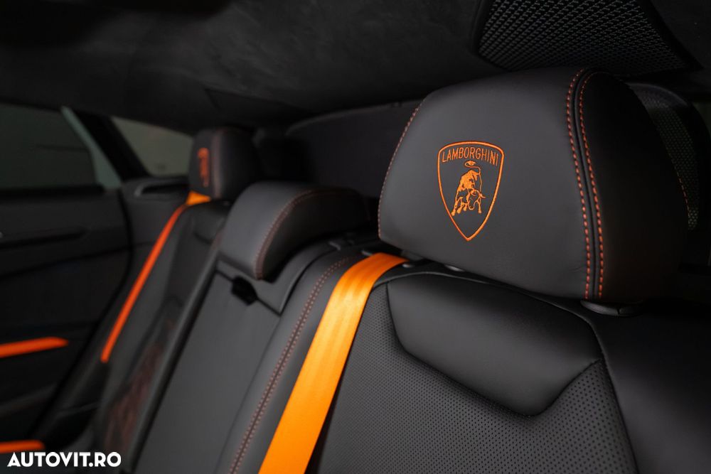 Lamborghini URUS - 34