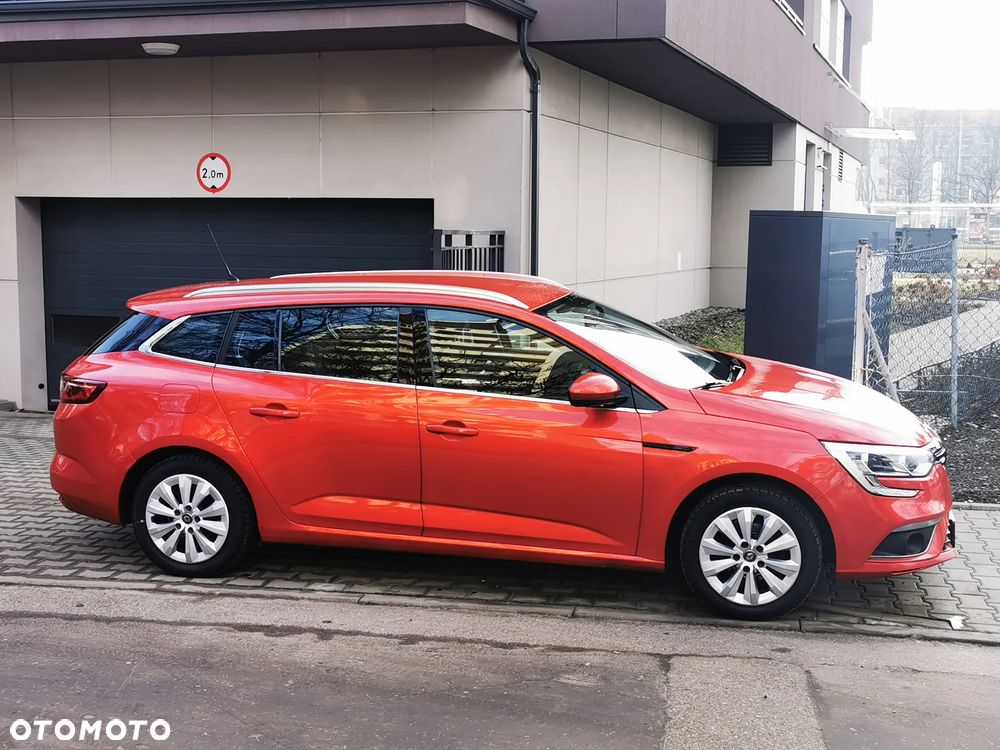 Renault Megane 1.6 SCe Zen - 5