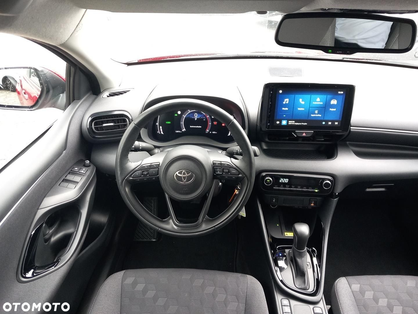 Toyota Yaris Hybrid 1.5 Style - 9